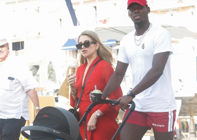 Paul Pogba joins girlfriend Maria Salaues and his baby boy for a sunny stroll in Saint Tropez - Bóng Đá
