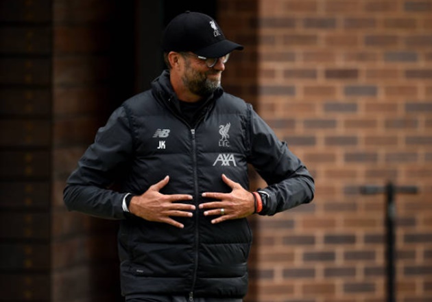 Jurgen Klopp makes the most of international break with appearance at Frankfurt Motor Show before turning focus to Liverpool's clash with Newcastle - Bóng Đá