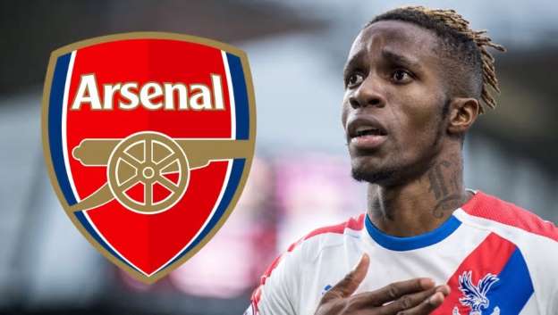 Wilfried Zaha could join forces with Mino Raiola after missing out on Arsenal transfer - Bóng Đá