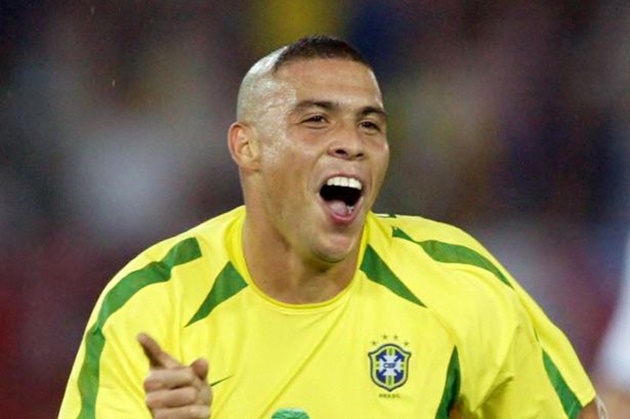 Brazilian legend Ronaldo would be ‘most expensive player of all time’ at £383m while Maradona is £305m if greatest players in history were sold - Bóng Đá