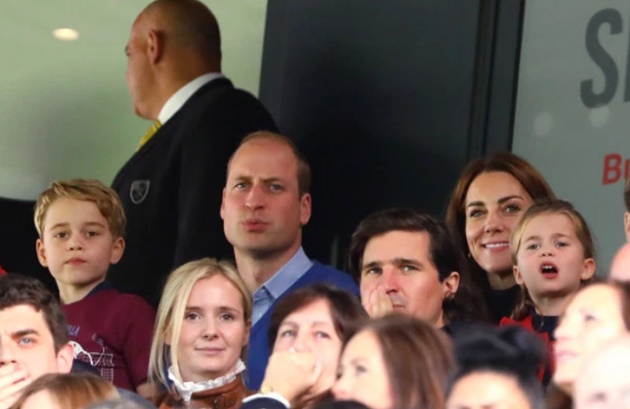 Prince George wildly cheers on Aston Villa with family at Norwich match  - Bóng Đá