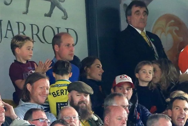Prince George wildly cheers on Aston Villa with family at Norwich match  - Bóng Đá