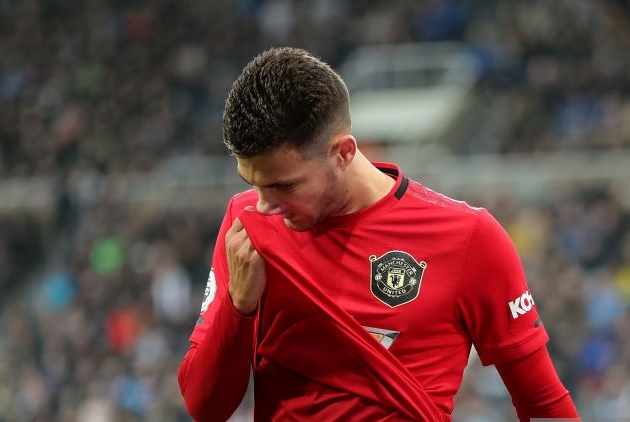 Agent says ‘great European clubs’ wanted Dalot – He personally picked Manchester United - Bóng Đá