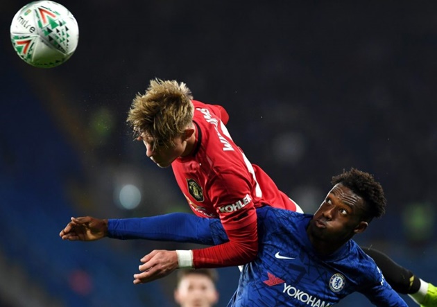 Ảnh bài viết 'Dấu chấm hết với Shaw' cân biên trái M.U quá dữ dội, ném văng sao Chelsea khỏi sân