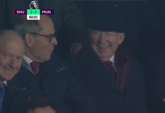 Sir Alex smiling after Man Utd 3 goals - Bóng Đá