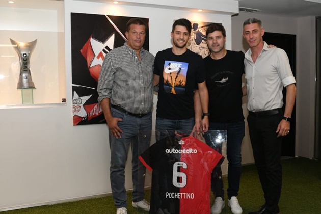 Pochettino returns to former club Newell’s Old Boys as he ponders future amid Arsenal and Man Utd links - Bóng Đá