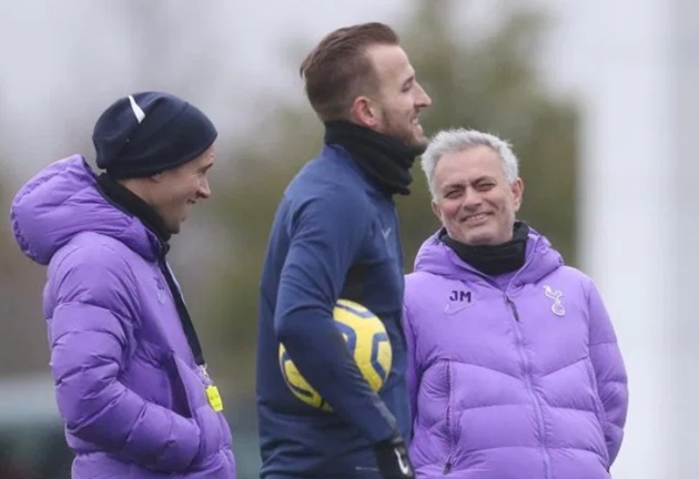 Ảnh tập Mourinho + Tottenham - Bóng Đá