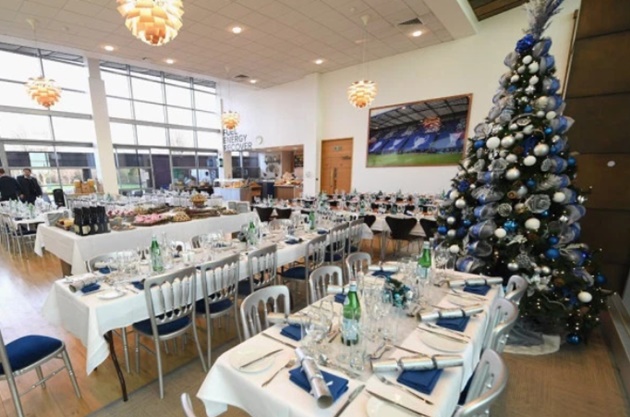 Chelsea stars tuck into Christmas lunch as they prepare for tasty clash against Tottenham - Bóng Đá