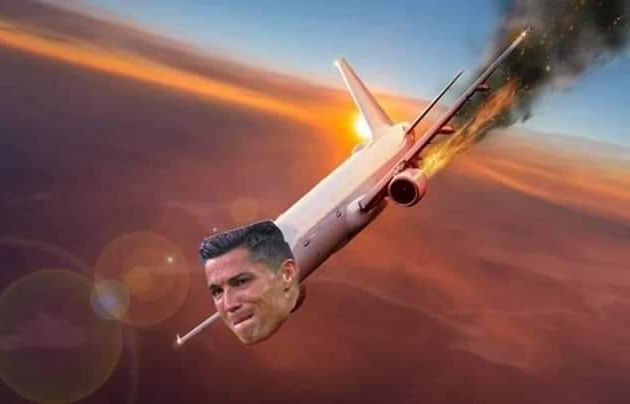 Cười vỡ bụng với loạt ảnh chế Ronaldo mất cúp - Bóng Đá
