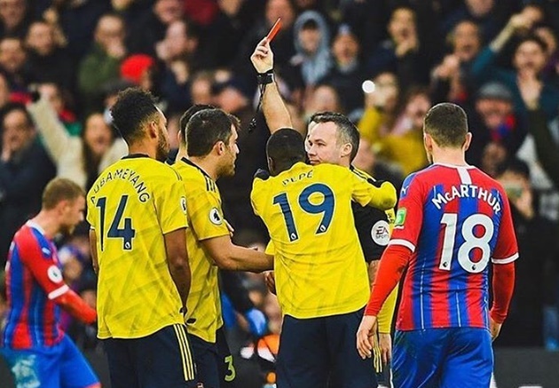 Arsenal captain Pierre-Emerick Aubameyang breaks silence after red card against Crystal Palace - Bóng Đá