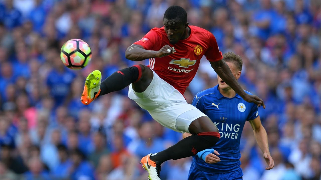 Eric Bailly is determined to repay Manchester United's faith in his abilities after extending his contract at the club - Bóng Đá