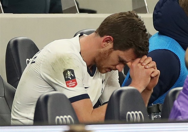 Jan Vertonghen’s agent speaks out on Tottenham future after emotional reaction to being subbed  - Bóng Đá