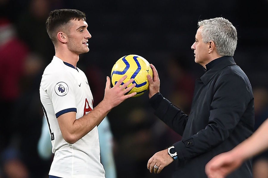 Report reveals reasons behind Mourinho snubbing Spurs fringe man - Troy Parrott - Bóng Đá