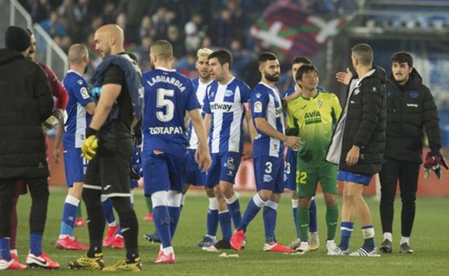 Coronavirus: Deportivo Alaves confirm 15 players and staff have tested positive - Bóng Đá