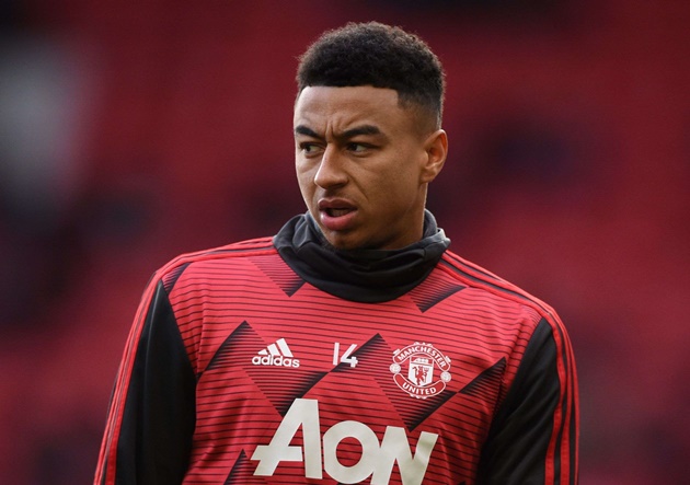 Man Utd star Jesse Lingard is ‘texting Playboy model Laura Bragato whose bum brings good luck to football teams’ - Bóng Đá