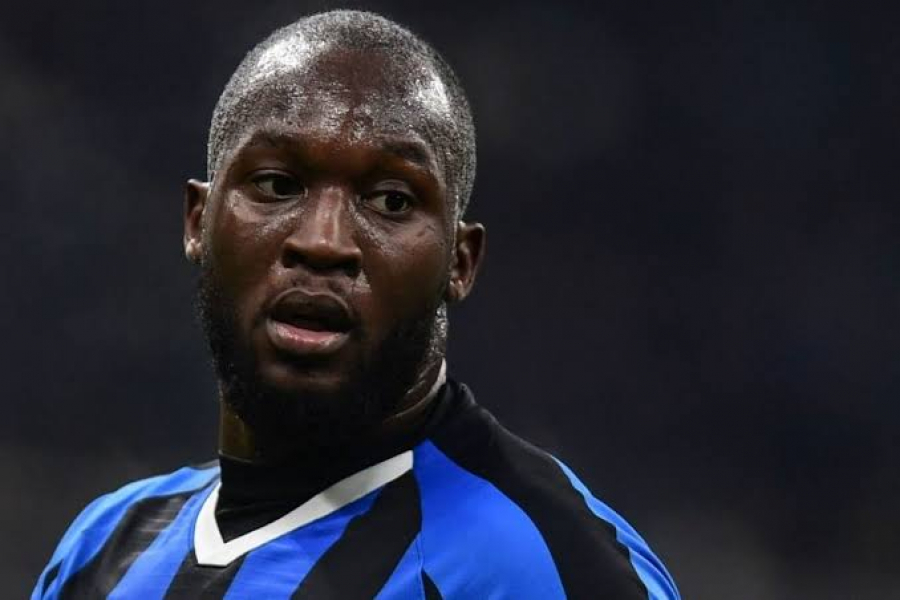 Inter Milan 'discipline Romelu Lukaku' after  striker's 'misleading and confusing claims' that '23 out of 25 players' suffered with coronavirus  - Bóng Đá