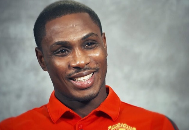 Man Utd star Ighalo arrives at training after extending loan deal to January - Bóng Đá
