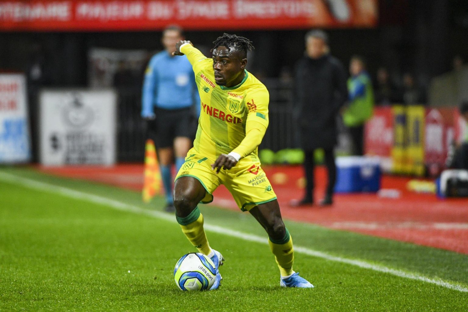 “Dream come true”: 9-goal African ace reveals Chelsea is his dream destination - Moses Simon - Bóng Đá