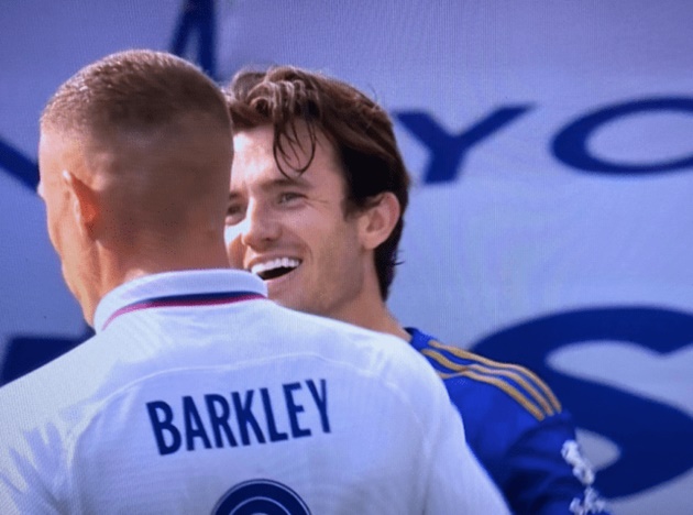 Leicester fans order club to sell Ben Chilwell for laughing and joking with Ross Barkley after defeat to Chelsea    - Bóng Đá