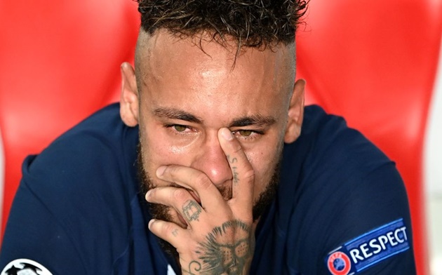 Philippe Coutinho consoles crying Neymar after Champions League final with classy message - Bóng Đá