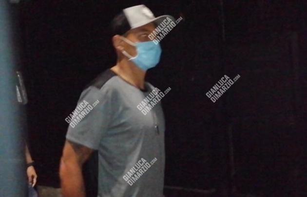 Thiago Silva takes medical to join Chelsea in Milano: the pictures - Bóng Đá