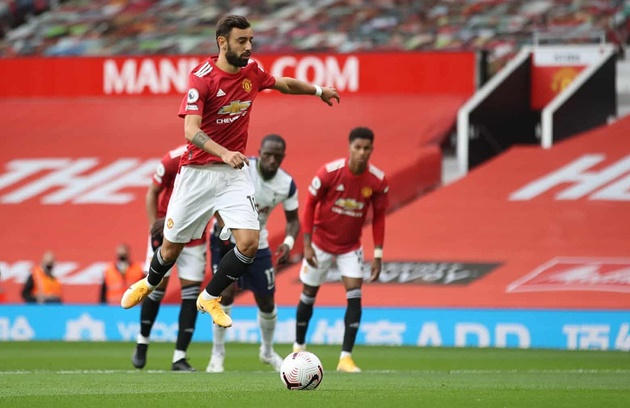 Gareth Bale reacts as Tottenham Hotspur destroy Manchester United - Bóng Đá