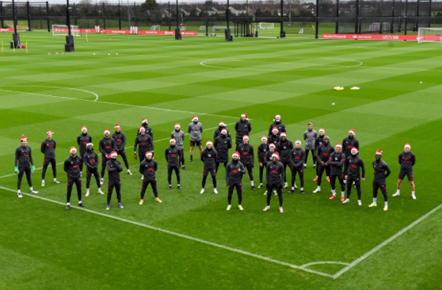 Photos: Reds get into Christmas spirit at AXA Training Centre - Bóng Đá