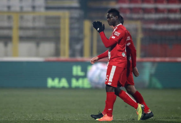 Mario Balotelli scores just FOUR MINUTES into Monza debut against Salernitana breaking 360-day goal drought - Bóng Đá