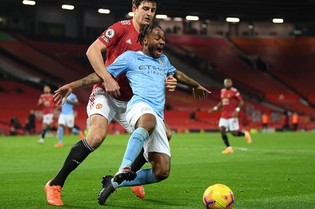 Dễ hiểu cho tinh thần hưng phấn của các cầu thủ nửa xanh thành Manchester. Vài ngày trước, các học trò của HLV Pep Guardiola đã xuất sắc đánh bại kình địch cùng thành phố Man United và giành vé vào chơi trận chung kết League Cup thứ 4 liên tiếp.