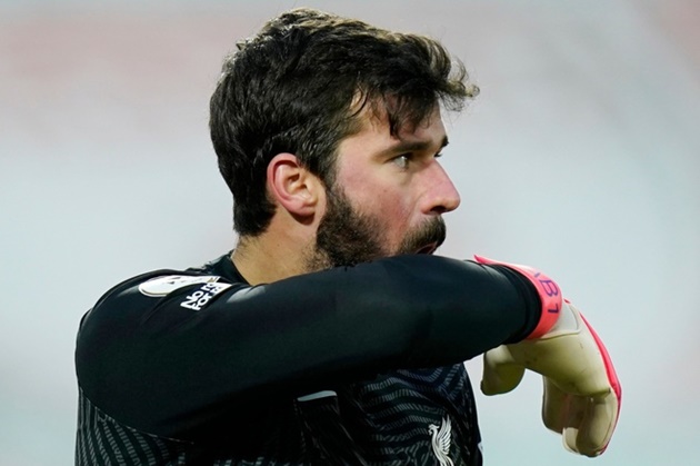 Jurgen Klopp says ‘cold feet’ could be reason for Alisson mistakes in Liverpool’s defeat to Manchester City - Bóng Đá