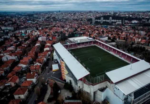 Weirdest football stadiums in the world including a castle, a shopping mall, one with train track and a floating pitch - Bóng Đá
