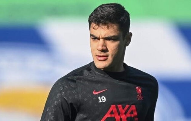 Kabak đã chơi 2 trận cho Liverpool.