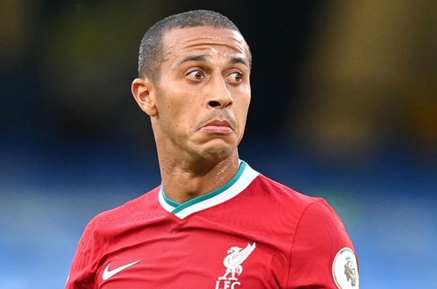 'He ignored the pigeon!' - Richarlison claims Thiago snubbed his apology after rash tackle on Liverpool star - Bóng Đá