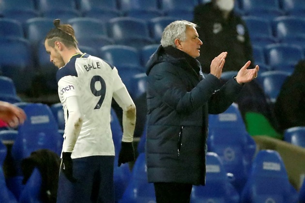 Gareth Bale hat-trick leaves Tottenham wondering what might have been had Jose Mourinho trusted him more - Bóng Đá