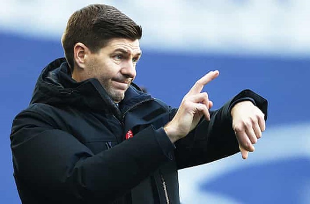 ‘A little secret’: Steven Gerrard admits to phone chats with Sir Alex Ferguson - Bóng Đá