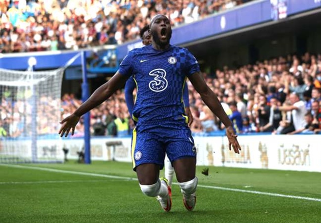 Lukaku gặp sự cố bởi động tác ăn mừng bàn mở tỷ số.