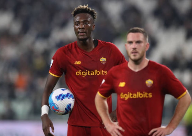 Mournho on what happened between Tammy Abraham and Jordan Veretout for the penalty - Bóng Đá