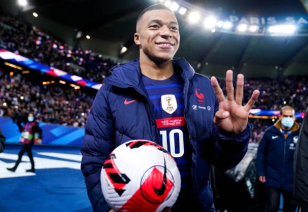 Kylian Mbappé is the first player to score 4+ goals with France since Just Fontaine in June 1958 - Bóng Đá