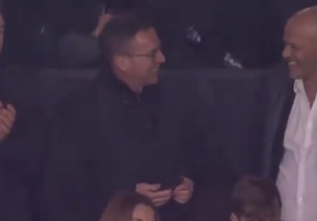 Rangnick vỗ tay khi Ronaldo ghi bàn - Bóng Đá