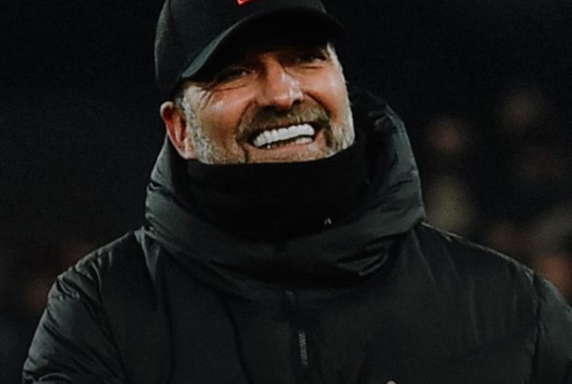 Klopp cảm ơn các CĐV The Kop.