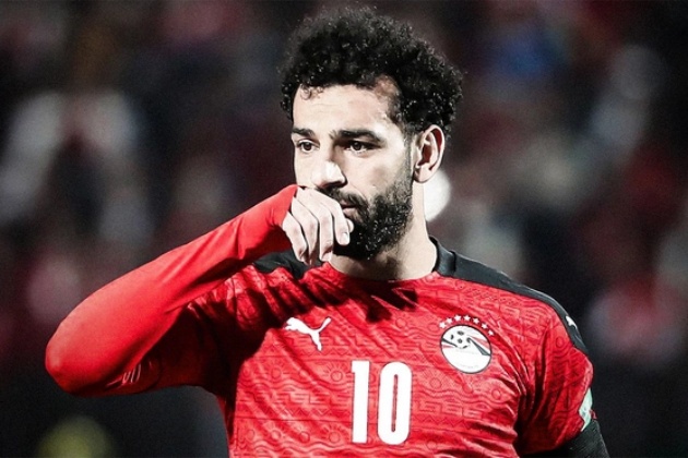 Mohamed Salah remains coy on his future with Egypt in emotional speech to team-mates after heartbreaking defeat by Senegal in World Cup play-off qualifier - Bóng Đá