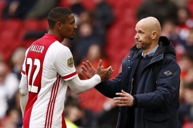 Ajax star Sebastien Haller sends warning to Erik ten Hag over Manchester United dressing room - Bóng Đá