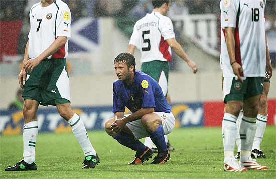 Kí ức EURO: Những giọt nước mắt của Cassano