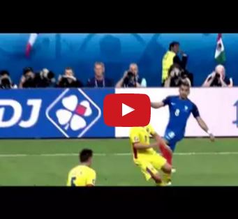 Lí do khiến Martial phải dự bị cho Olivier Giroud