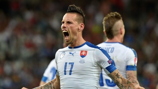 "Hàng hot" Hamsik chính thức lên tiếng về tương lai