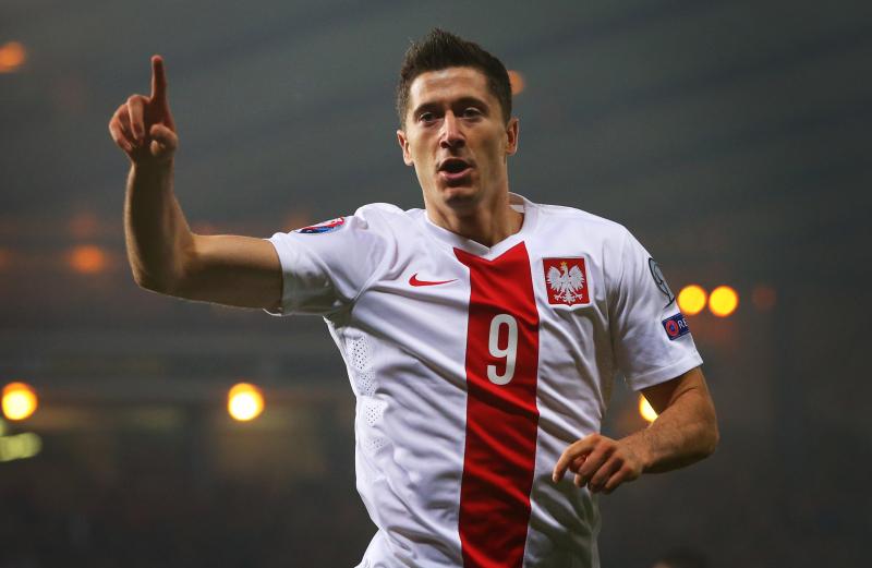 Ảnh bài viết Nổ súng thôi Robert Lewandowski