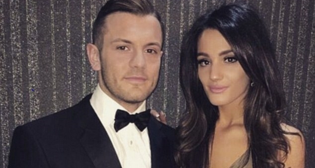 Ngắm “nàng tiên” đẹp rạng ngời của Jack Wilshere