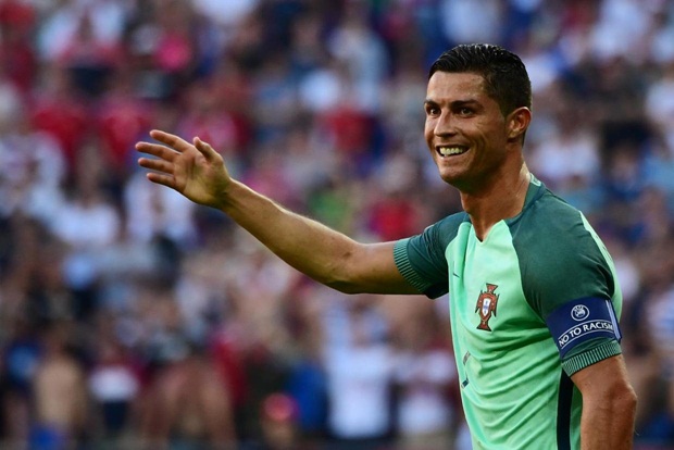 Đưa BĐN đi tiếp, Ronaldo vẫn không vui nổi
