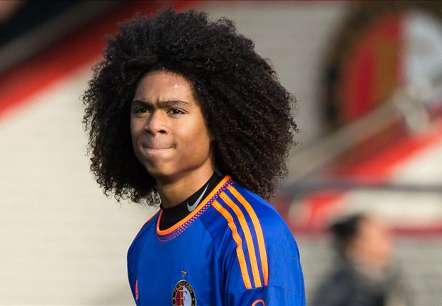 Ảnh bài viết Tahith Chong - Tài năng trẻ sắp về Man United