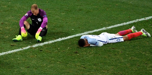 Thua sốc trước Iceland, Tam sư cúi đầu rời EURO 2016